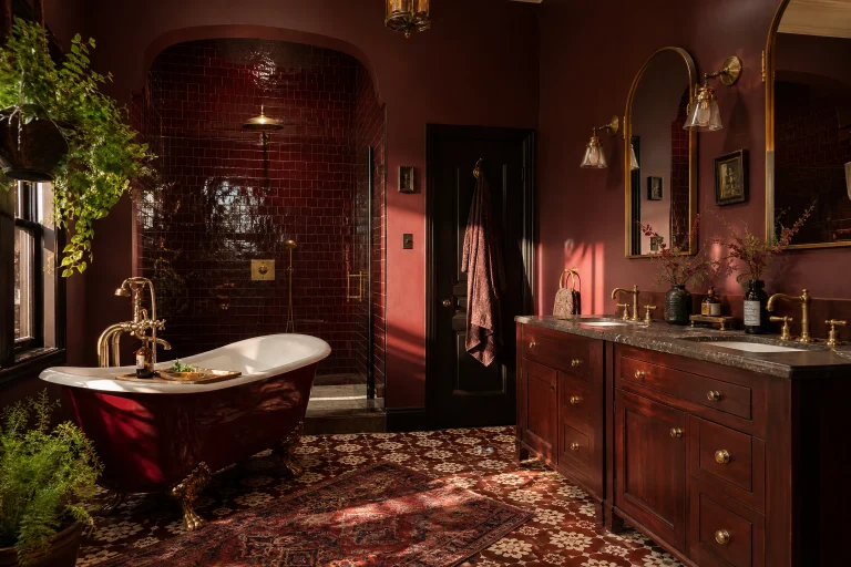 Dramatic Dark Red Bathroom Ideas for a Rich and Cozy Space